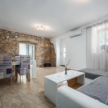 One-bedroom In Divšići