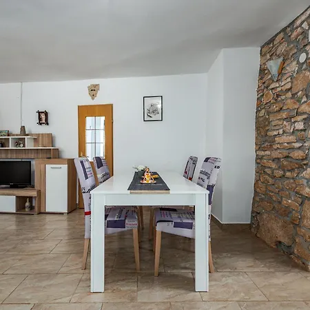 One-bedroom In Appartement Divšići