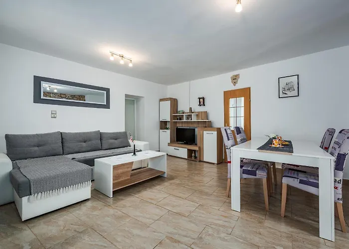 One-bedroom In * Divšići